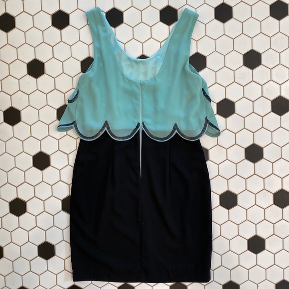 MINUET | COCKTAIL DRESS - Picture 4 of 9